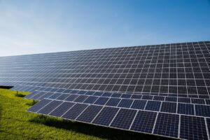太陽光発電の設置費用は無料でできるのか？
