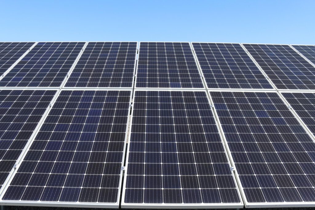 太陽光発電を無料で導入する方法は？